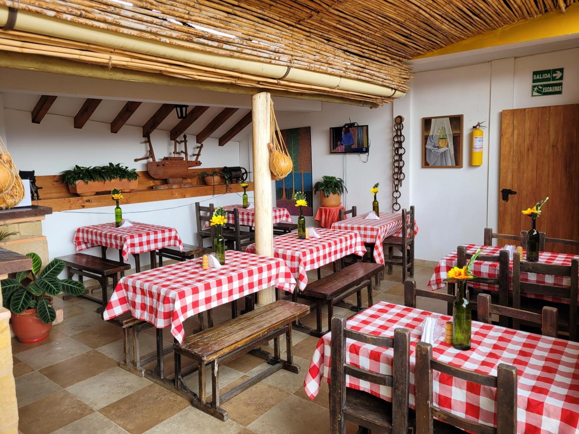 Casa Cantabria Hotel บียาเดเลย์บา ภายนอก รูปภาพ